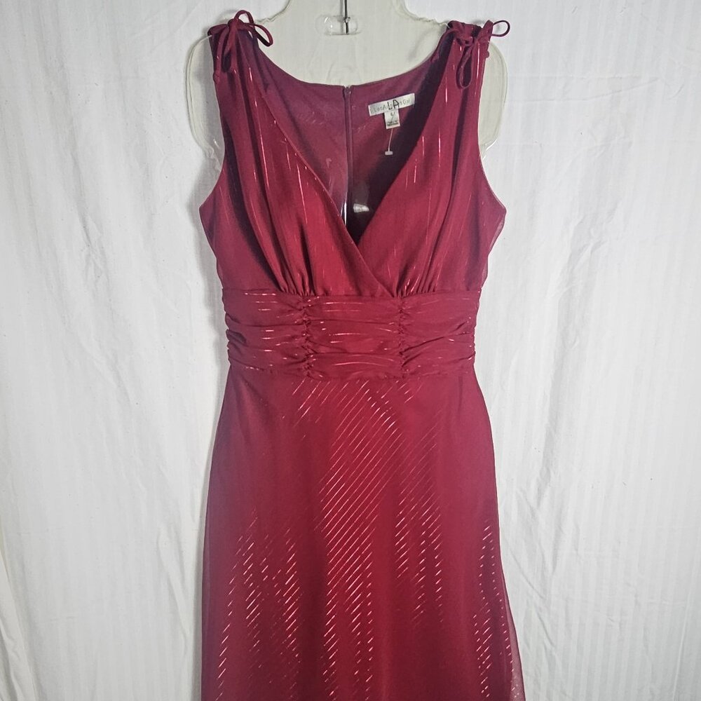 Los Angeles Gal Red w/striped threading Sleeveless Dress Size 6 NWOT